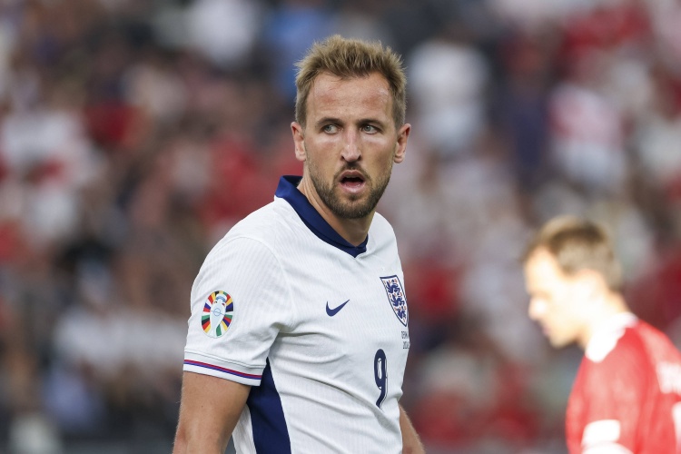 开云娱乐-英格兰国家队官方:凯恩训练中受小伤,作为预防性措施不出战日本